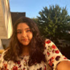 Meet your Posher, Cassandra